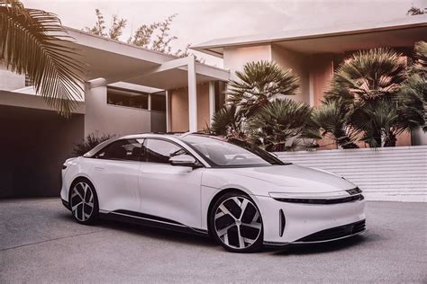 lucid air autonomous driving